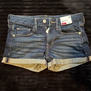 express relaxed low rise shortie